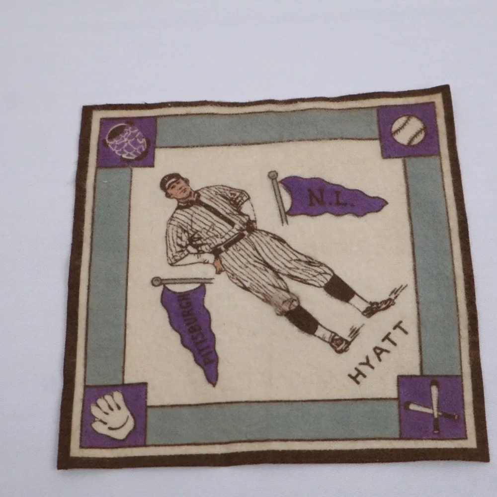 1914 Baseball Players Felt B18‎ Series Pittsburg Pirates HAM HYATT White / Blue